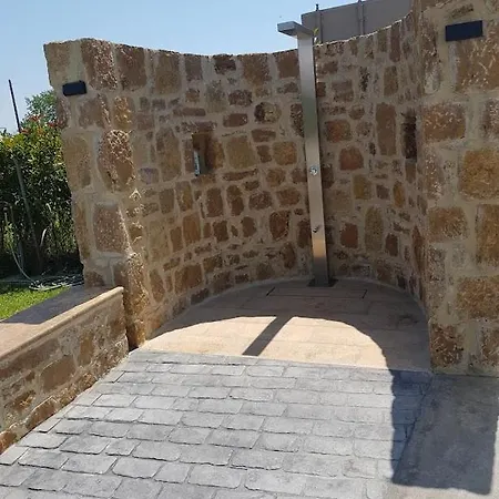 Mamas Guest house