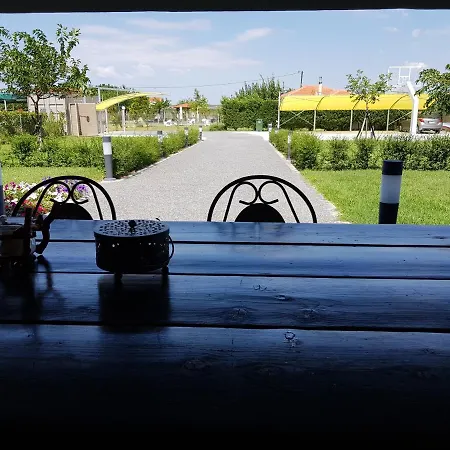Mamas Guest house