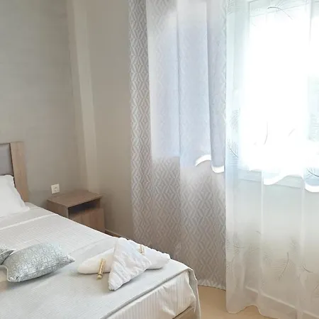 Guest house Mamas 4*